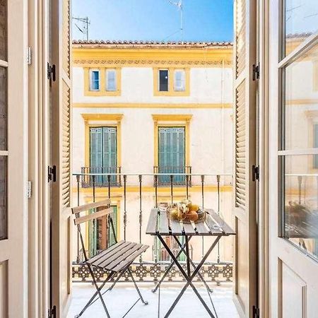 Pineapple Comedias 8 Con Parking Málaga Dış mekan fotoğraf